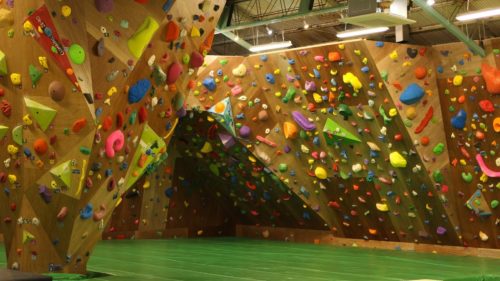 群馬県のクライミング施設「クライミングジム ZE-RO（ゼロ） 伊勢崎店」